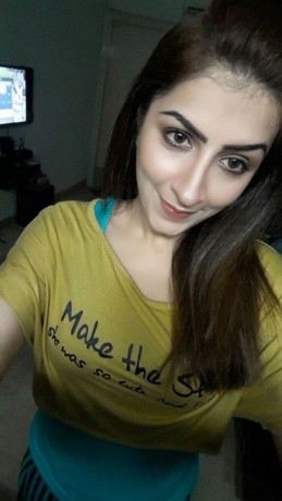 independent-girl-available-for-night-in-lahore-03351647179-big-3