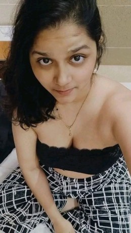 beautiful-fair-full-body-white-young-girl-for-night-in-lahore-03351647179-big-1