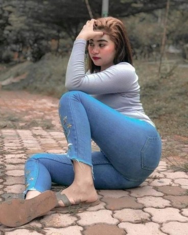 housegirl-available-for-night-full-young-in-lahore-03351647179-big-2